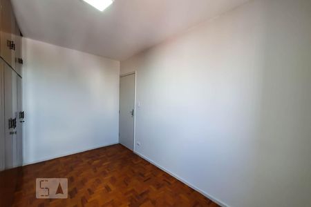 Quarto 2 de apartamento para alugar com 2 quartos, 58m² em Vila Deodoro, São Paulo