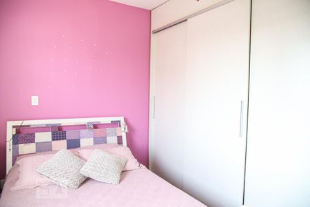 Casa à venda com 170m², 4 quartos e 2 vagas Casa à venda com 170m², 4 quartos e 2 vagasQuarto 2