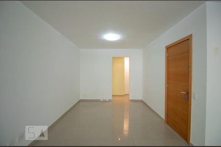 Sala de apartamento para alugar com 4 quartos, 145m² em Jardim Prudência, São Paulo