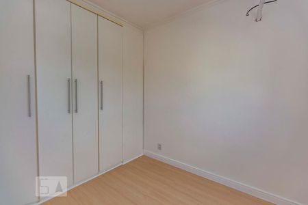 Quarto 1 de apartamento à venda com 3 quartos, 90m² em Vila Ipiranga, Porto Alegre