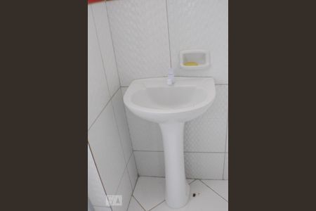 Quarto 1 com banheiro de apartamento para alugar com 2 quartos, 90m² em Pernambués, Salvador