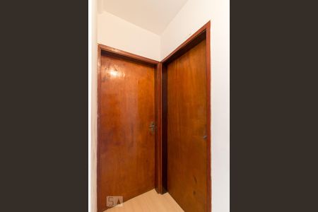 Corredor de apartamento para alugar com 2 quartos, 70m² em Vila Fátima, Guarulhos