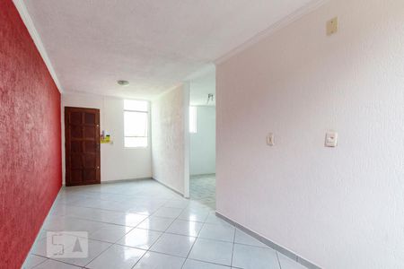 Sala  de apartamento para alugar com 2 quartos, 58m² em Conjunto Residencial José Bonifácio, São Paulo