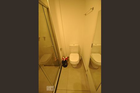 Banheiro de apartamento para alugar com 1 quarto, 26m² em Vila Mariana, São Paulo