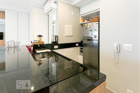 Cozinha de kitnet/studio para alugar com 1 quarto, 43m² em Sumarezinho, São Paulo