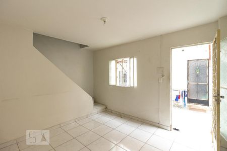 Sala de casa de condomínio para alugar com 2 quartos, 85m² em Campo Grande, Rio de Janeiro