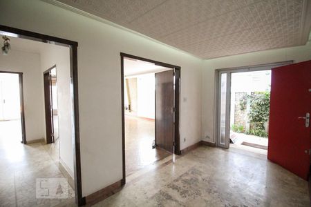 Entrada de casa para alugar com 3 quartos, 350m² em Santana, São Paulo