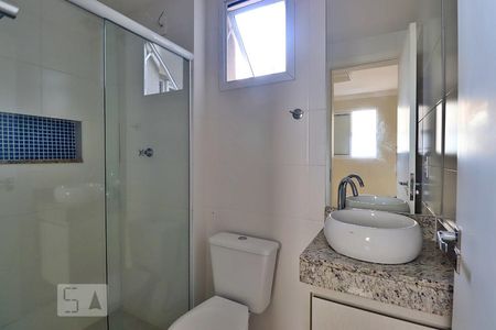 Banheiro da Suíte de apartamento para alugar com 2 quartos, 58m² em Campestre, Santo André