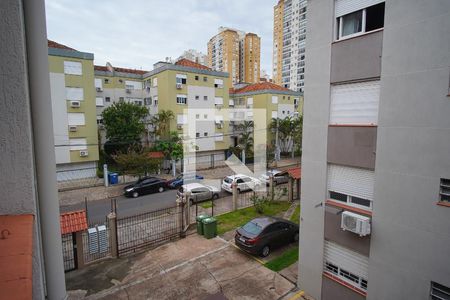 Quarto  -Vista  de apartamento à venda com 1 quarto, 38m² em Vila Ipiranga, Porto Alegre