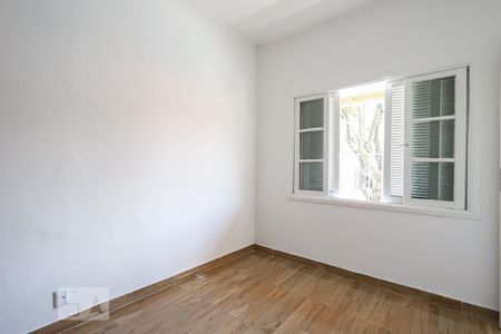 Quarto 1 de casa à venda com 2 quartos, 195m² em Vila Carbone, São Paulo