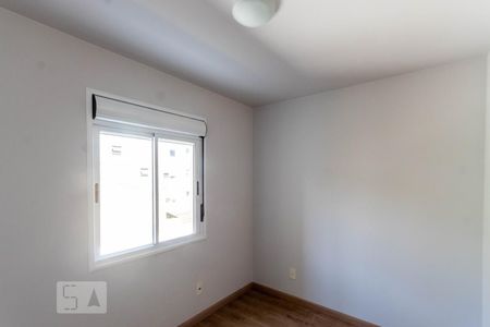 Quarto 1 de apartamento para alugar com 2 quartos, 58m² em Santana, Porto Alegre