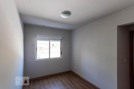 Quarto 2 de apartamento para alugar com 2 quartos, 58m² em Santana, Porto Alegre