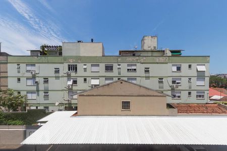 Vista da Sala de Estar de apartamento para alugar com 2 quartos, 58m² em Santana, Porto Alegre