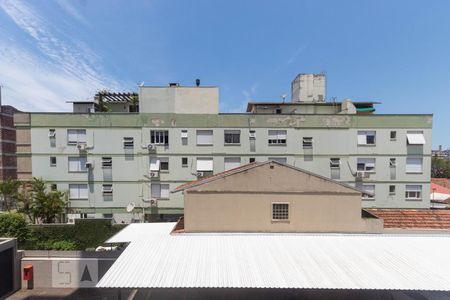 Vista do Quarto 1 de apartamento para alugar com 2 quartos, 58m² em Santana, Porto Alegre