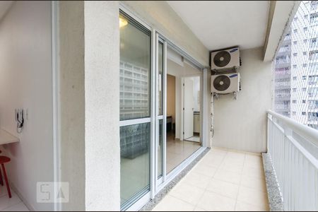 Varanda de apartamento para alugar com 1 quarto, 50m² em Vila Mathias, Santos