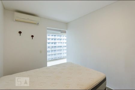 Quarto de apartamento para alugar com 1 quarto, 50m² em Vila Mathias, Santos