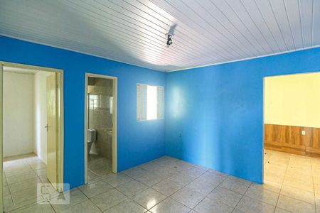 Sala de casa para alugar com 2 quartos, 80m² em Campo Novo, Porto Alegre