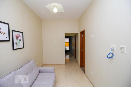 Sala de casa para alugar com 2 quartos, 70m² em Centro, Rio de Janeiro