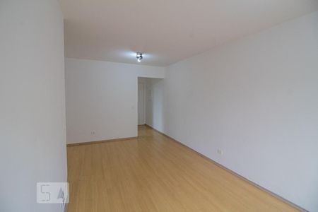 Sala de apartamento para alugar com 2 quartos, 69m² em Nova Piraju, São Paulo