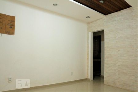 Sala de casa para alugar com 2 quartos, 55m² em Cachambi, Rio de Janeiro