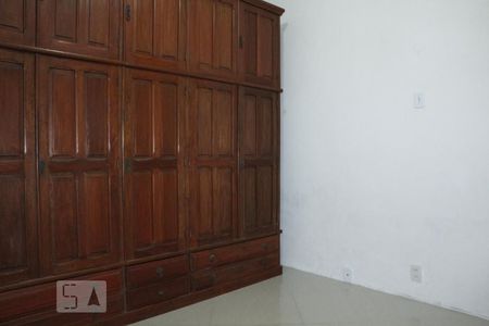 Quarto 1 de casa para alugar com 2 quartos, 55m² em Cachambi, Rio de Janeiro