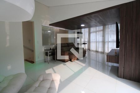 Sala de TV de casa à venda com 3 quartos, 240m² em Parque das Universidades, Campinas