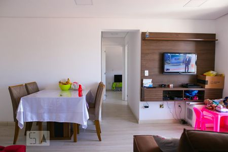 Sala de apartamento para alugar com 2 quartos, 65m² em Jardim Bela Vista, Santo André