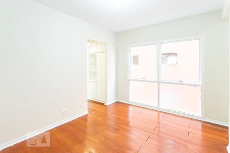 Sala de apartamento para alugar com 1 quarto, 40m² em Pinheiros, São Paulo