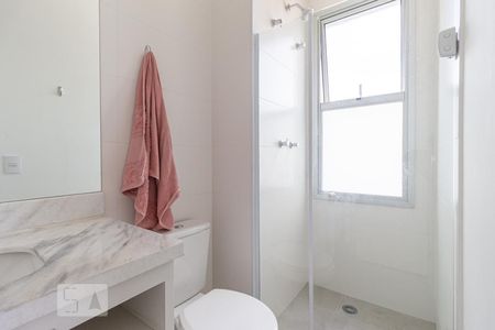 Apartamento à venda com 63m², 2 quartos e 1 vaga Apartamento à venda com 63m², 2 quartos e 1 vagaBanheiro da Suíte