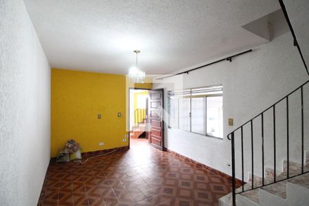 Sala 1 de casa para alugar com 5 quartos, 300m² em Parque Císper, São Paulo