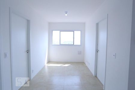 Sala de apartamento para alugar com 2 quartos, 38m² em Vila Pierina, São Paulo