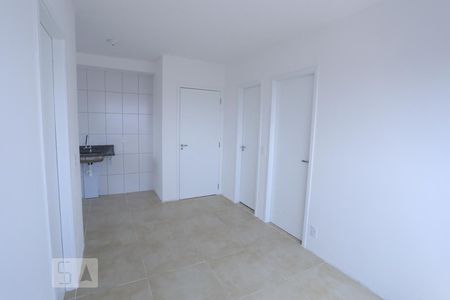 Sala de apartamento para alugar com 2 quartos, 38m² em Vila Pierina, São Paulo