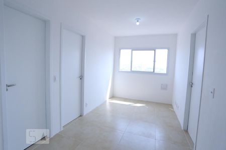 Sala de apartamento para alugar com 2 quartos, 38m² em Vila Pierina, São Paulo