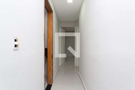 Corredor de apartamento para alugar com 3 quartos, 70m² em Cidade Antônio Estevão de Carvalho, São Paulo