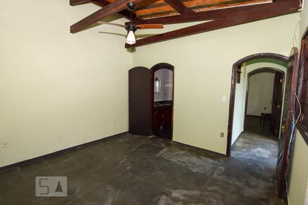 Sala de casa para alugar com 1 quarto, 60m² em Jardim Guaiuba, Guarujá