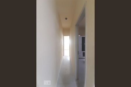 Corredor de casa para alugar com 2 quartos, 70m² em Engenho Novo, Rio de Janeiro