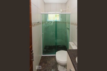 Casa para alugar com 224m², 5 quartos e 2 vagas Casa para alugar com 224m², 5 quartos e 2 vagasbanheiro da Suite