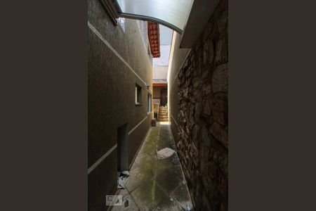 Casa para alugar com 224m², 5 quartos e 2 vagas Casa para alugar com 224m², 5 quartos e 2 vagasCorredor