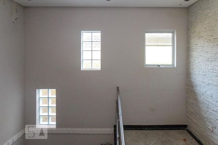 Casa para alugar com 224m², 5 quartos e 2 vagas Casa para alugar com 224m², 5 quartos e 2 vagasHall dos Quartos