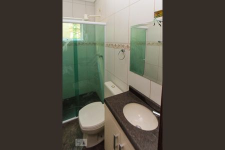 Casa para alugar com 224m², 5 quartos e 2 vagas Casa para alugar com 224m², 5 quartos e 2 vagasbanheiro da Suite