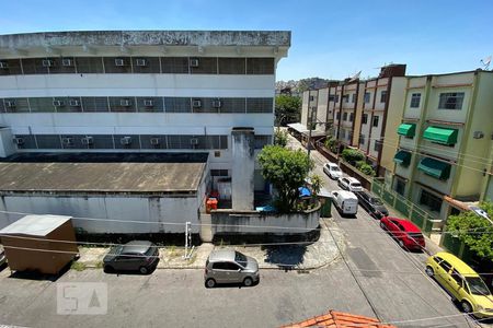 Vista Sala de apartamento para alugar com 2 quartos, 45m² em Engenho da Rainha, Rio de Janeiro