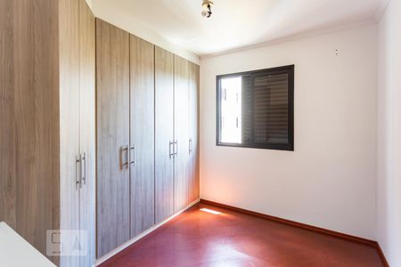 Quarto de apartamento para alugar com 2 quartos, 56m² em Jaguaribe, Osasco