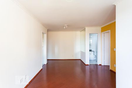 Sala de apartamento para alugar com 2 quartos, 56m² em Jaguaribe, Osasco