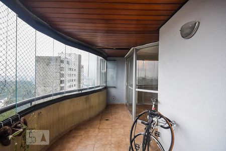 Varanda de apartamento para alugar com 5 quartos, 370m² em Jardim Ampliação, São Paulo