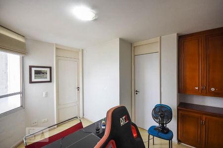 Apartamento para alugar com 370m², 5 quartos e 4 vagas Apartamento para alugar com 370m², 5 quartos e 4 vagasEscritório