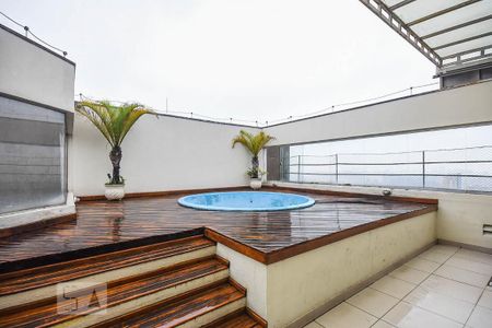 Apartamento para alugar com 370m², 5 quartos e 4 vagas Apartamento para alugar com 370m², 5 quartos e 4 vagasCobertura
