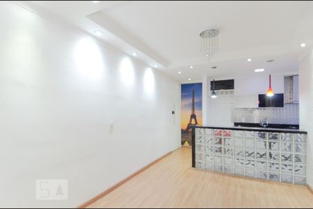 Sala de apartamento à venda com 3 quartos, 64m² em Jardim Bela Vista, Guarulhos