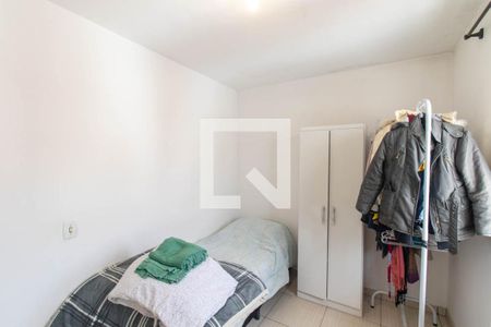 Quarto 2 de apartamento para alugar com 2 quartos, 53m² em Campo de Santana, Curitiba