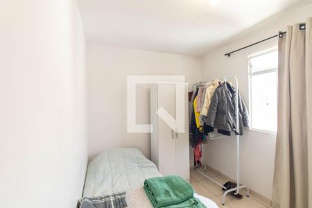 Quarto 2 de apartamento para alugar com 2 quartos, 53m² em Campo de Santana, Curitiba