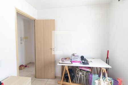 Quarto 1 de apartamento para alugar com 2 quartos, 53m² em Campo de Santana, Curitiba